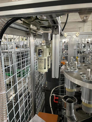 Hoog snelheid wegwerppapierbeker maken machine voor kleine papierproducten bedrijf Yongbo Volledig automatisch 100-110pcs/Min