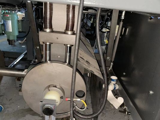 1900 kg Automatische hogesnelheids-ultrasoon koffiebekermachine voor het maken van koffiebekers
