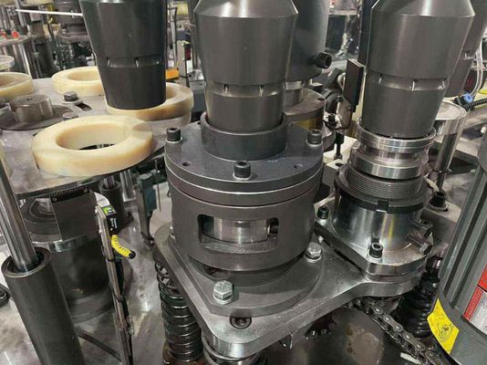 Koperen staafbeker met gebost gebogen dubbele wand papierbeker vormmachine productielijn voor papier koffiebeker maken in Pakistan
