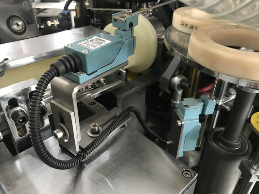 Volledig automatische machine voor het maken van eenmalige koffiekopjes met 150-350 GSM papier