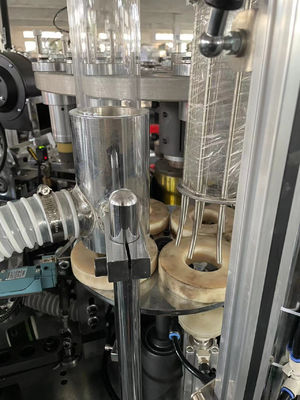 Volledig automatische High Speed Paper Cup Making Machine voor koffie/thee/ijsjes 110pcs/min 2-12oz Grootte 2.35*1.25*1.9m Voordeel