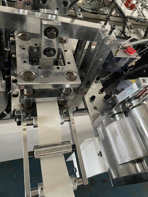 90-100 stuks/min Volledig automatische papierbekermachine Wegwerppapierkoffiebekervormmachines met een vermogen van 9 kW