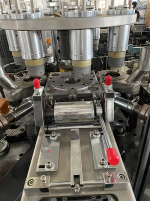 Volledig automatische 2-16oz papierbeker maken machine met koper bar Cup Bonded Way 100-110pcs/Min