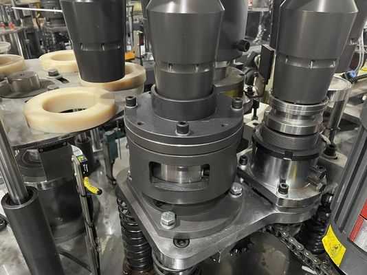 Krachtige 4kW wegwerpmachine voor het maken van papieren koffiebekers Volledig automatisch 70-90pcs/min Stroomvoorziening 380V 50Hz